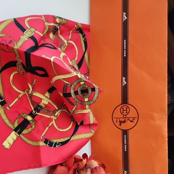 Hermes Silk Scarf, Eperon d'Or - Picture 8 of 11
